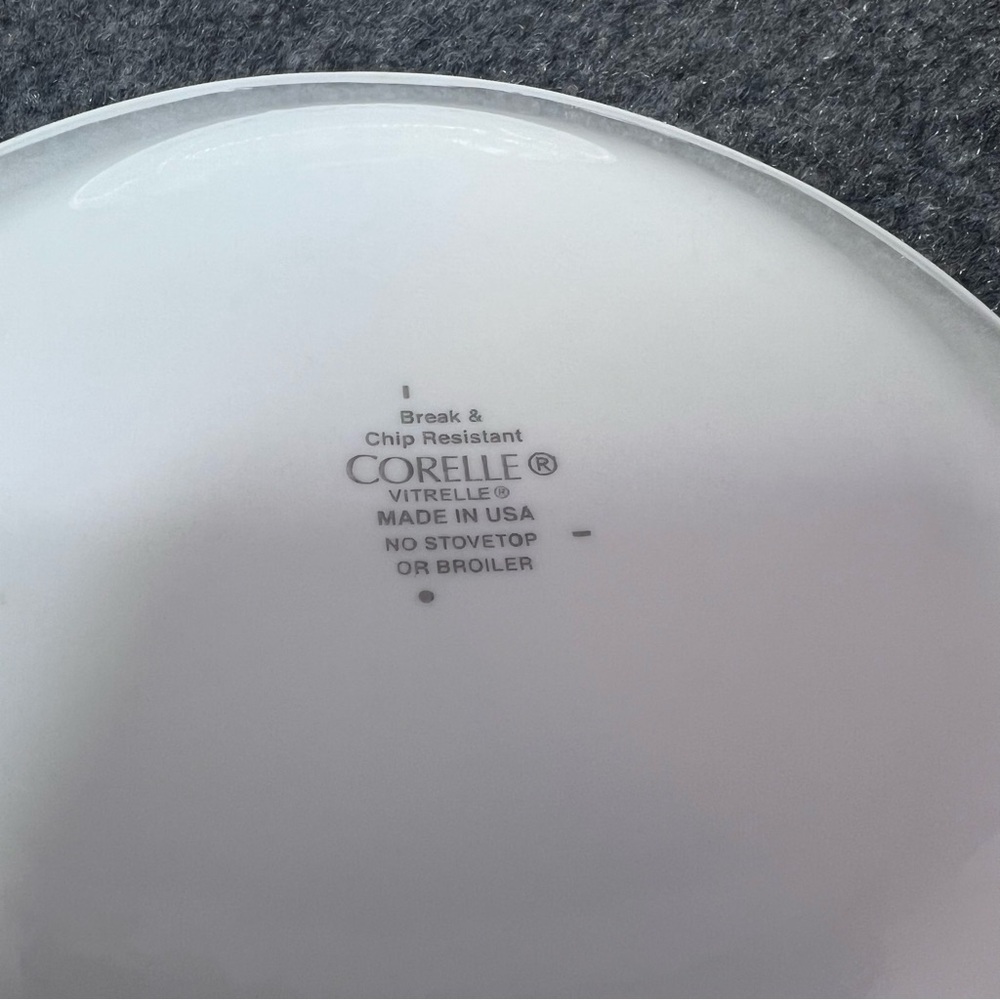 Corelle Country Cottage Bread & Butter Plates 6-3/4” Set Of 2 - Picture 3 of 5